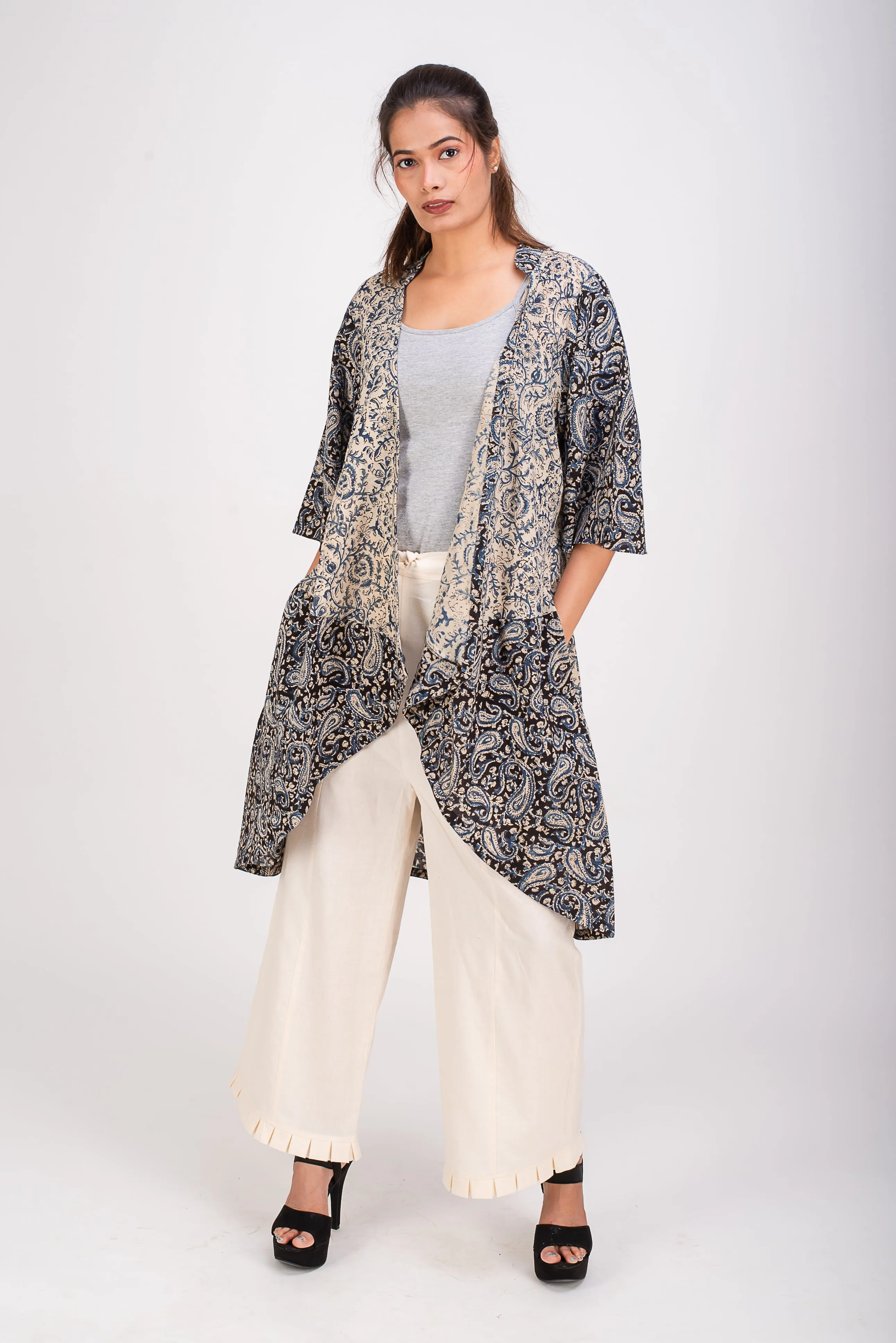 513-153 Whitelotus "Su" Women's coat Kimono