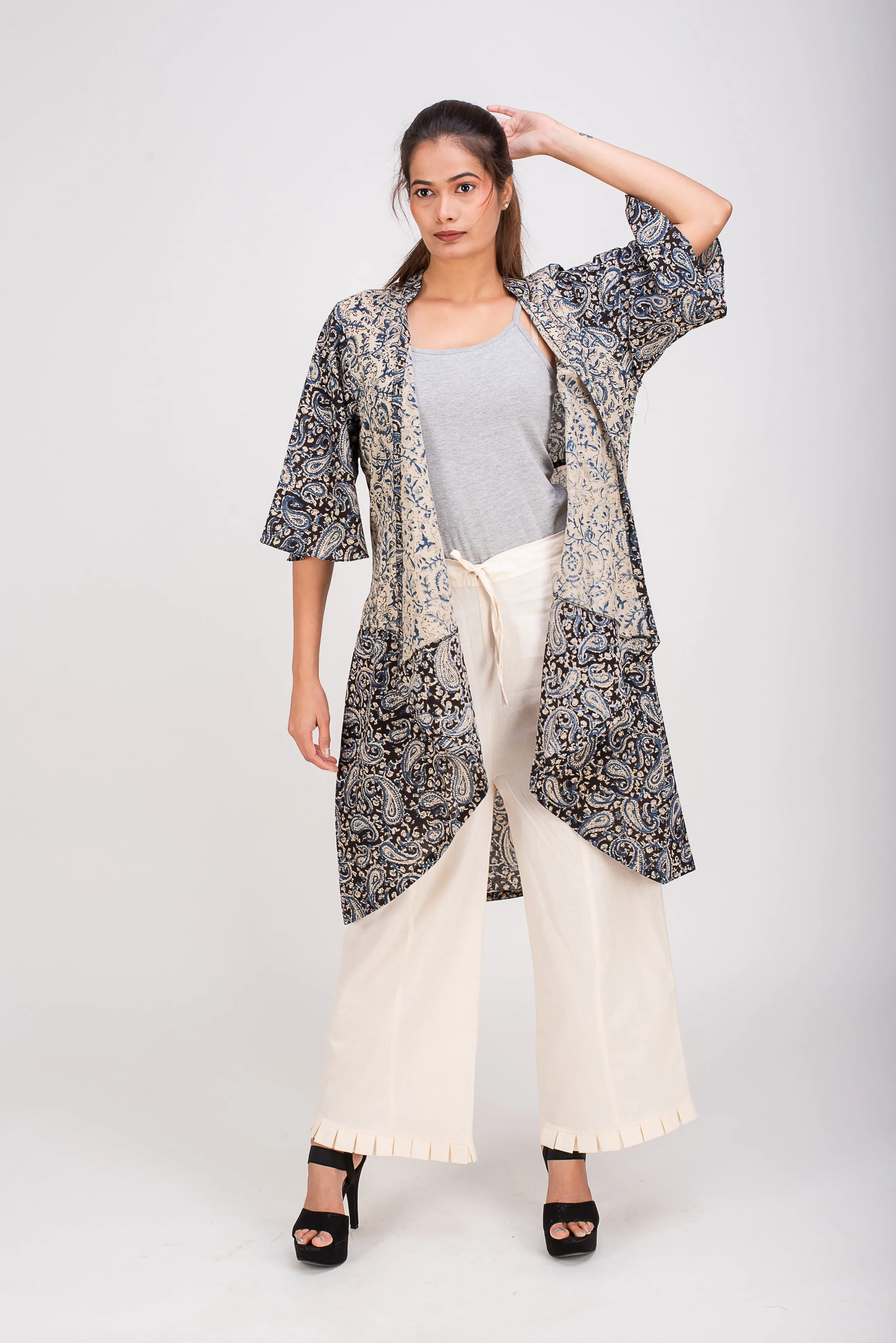 513-153 Whitelotus "Su" Women's coat Kimono