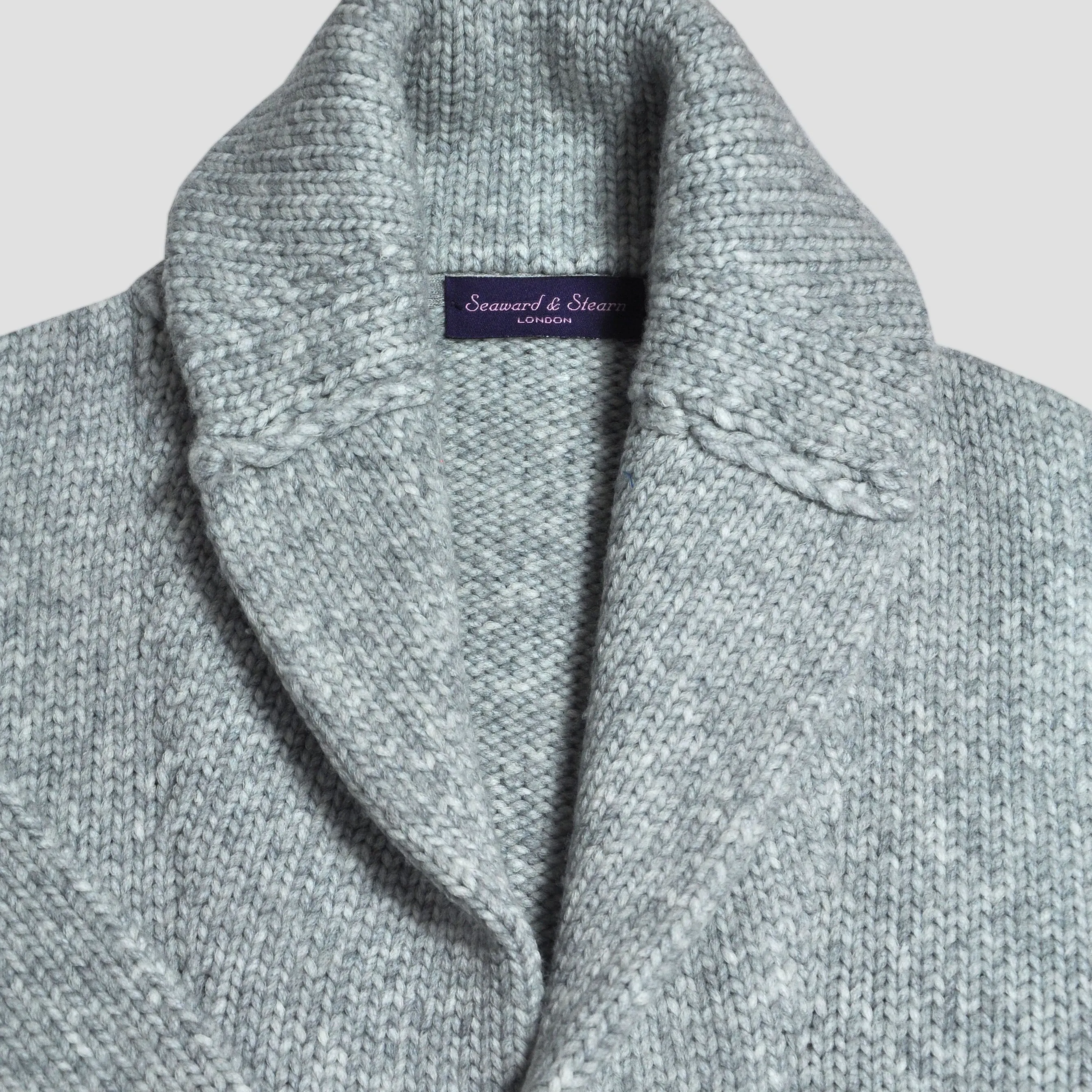 Chunky Shell Collar Wool Cardigan in Grey