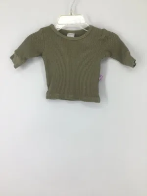 H & M Child Size Newborn Green T-shirt - girls