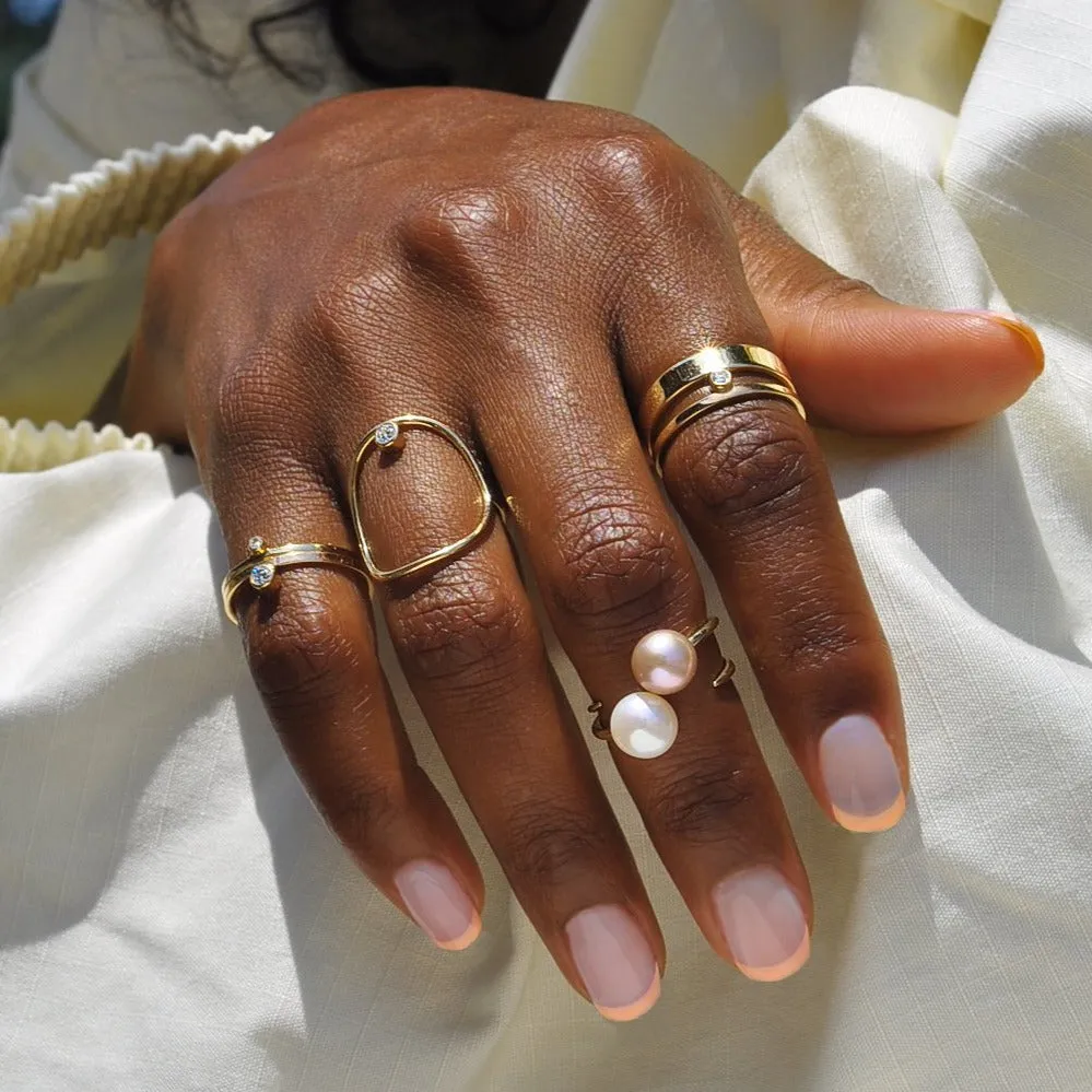 Illusion Ring, White or Pink Pearl