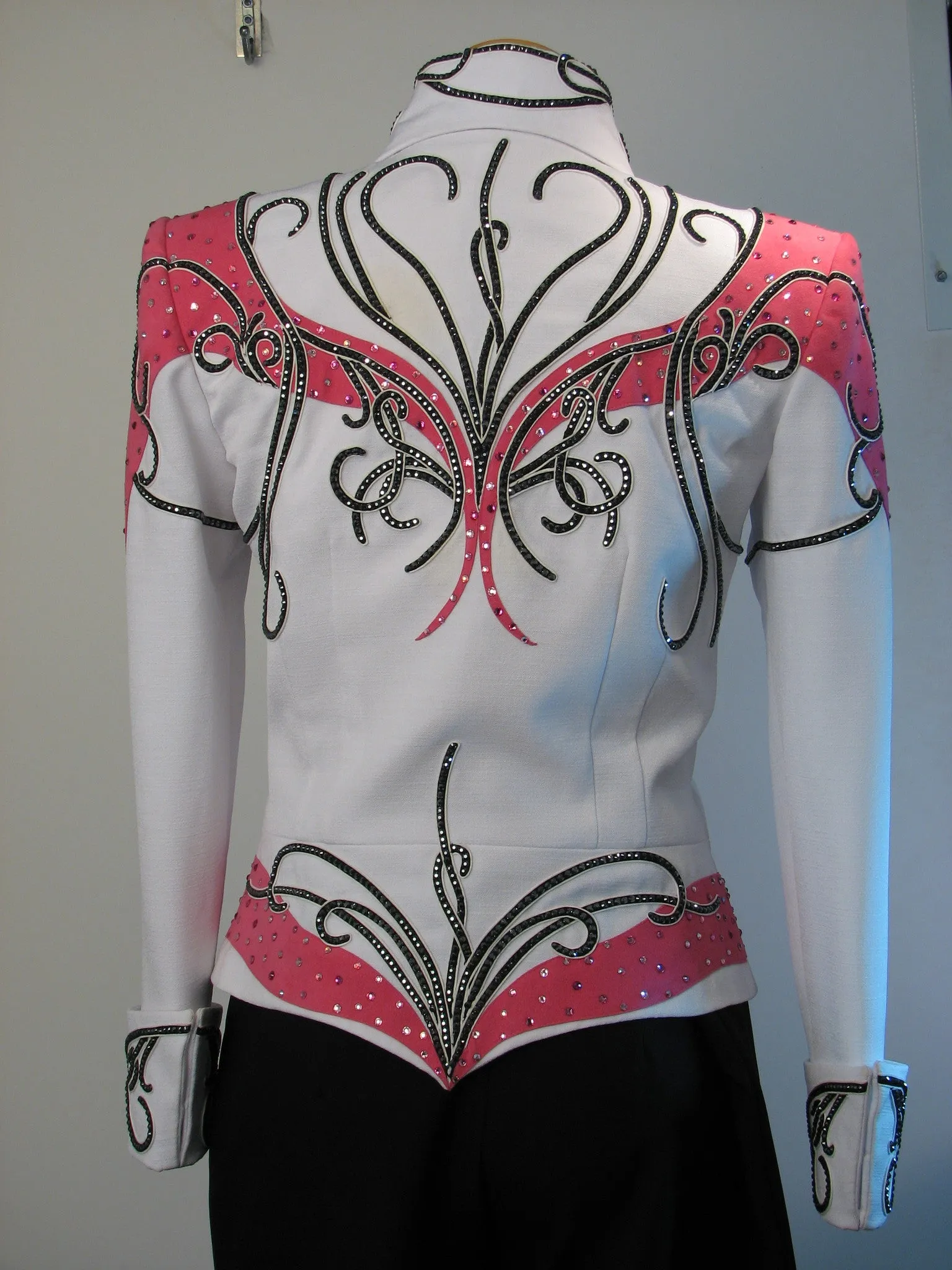 White Pleasure Jacket w/Pink and Black, Ladies M, 1780B